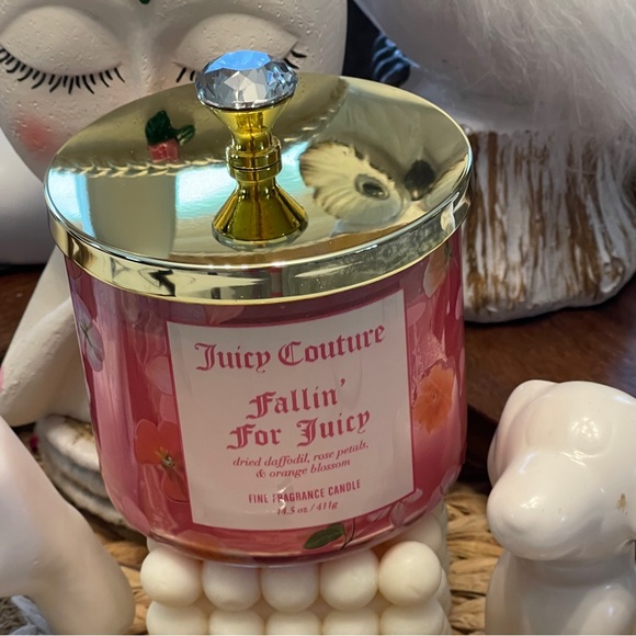 JUICY COUTURE 3 Wick Candle In Fallin’ For Juicy Fragrance Soy Wax Blend - Picture 8 of 12